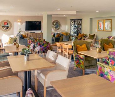 1 bedroom retirement property to rent - Photo 2