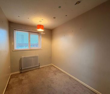 4 bedroom terraced house to rent - Photo 6