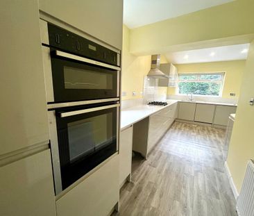 3 bedroom semi-detached house to rent - Photo 5