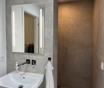 große 2-Zimmer-Wohnung in Mainz-Kastel: Neubau 2023, Balkon, Einbau... - Photo 6