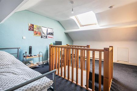 3 bedroom terraced house to rent - Photo 3