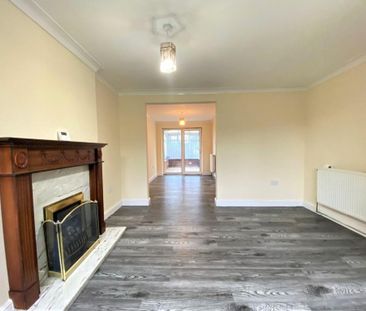 3 bedroom semi-detached house to rent - Photo 5