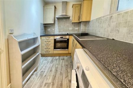 1 bedroom flat to rent - Photo 3