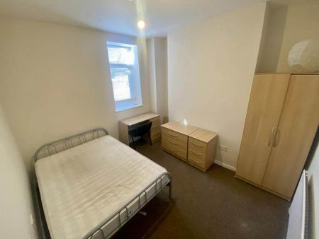 5 bedroom house to rent - Photo 4