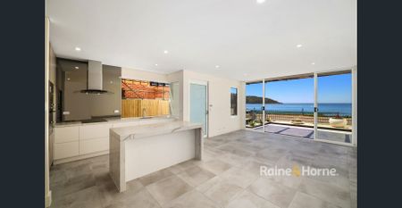 Beach Side Living! - Photo 2