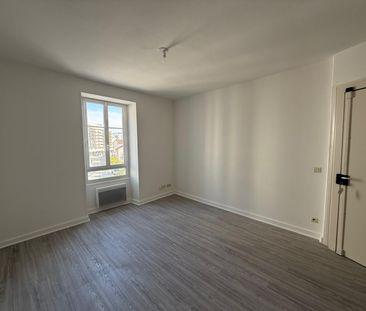 Location Appartement 3 pièces 43m² - Photo 2