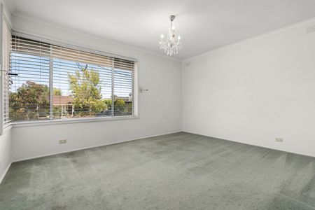 46 Noga Avenue, Keilor East VIC 3033 - Photo 2