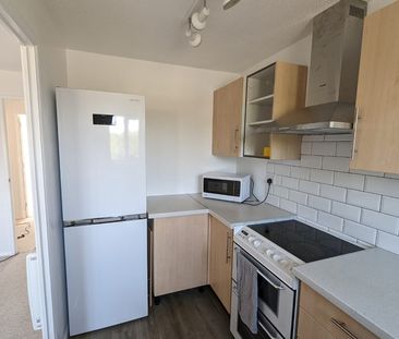 1 Bed Flat, Bream Close, N17 - Photo 5