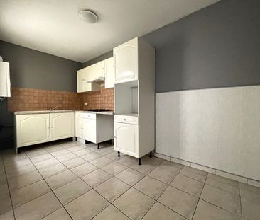 Location Maison 4 pièces 65m² - Photo 6