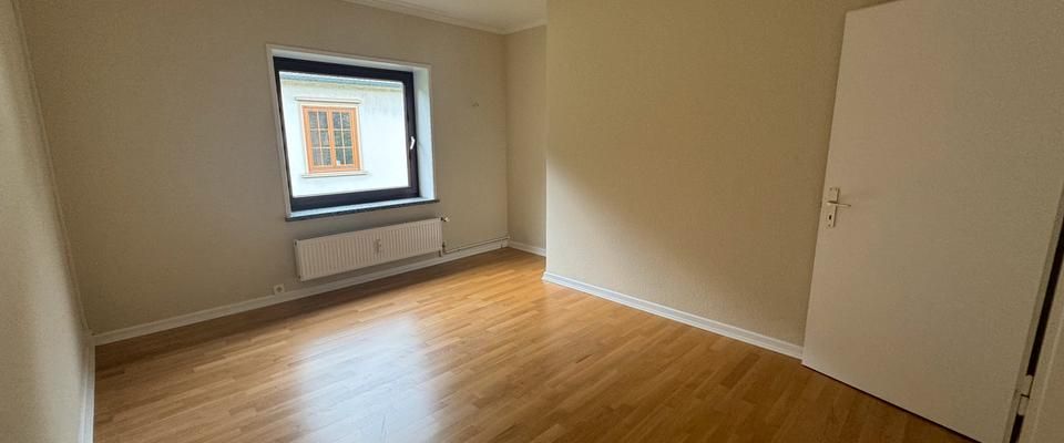 Helle 3-Zimmer-Wohnung zur Miete in Hamburg-Nienstedten- Wentzel Dr. - Photo 1