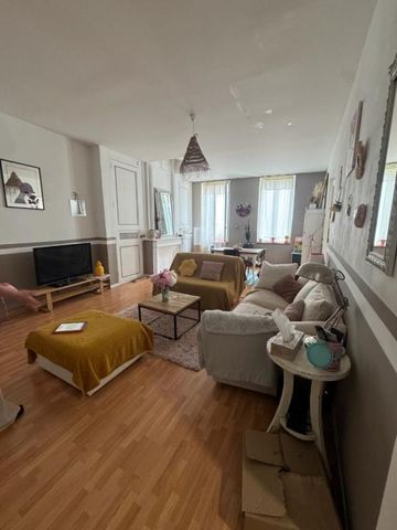 Location Appartement 3 pièces 91m² AGEN 47000 - Photo 2