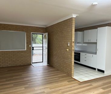 CLOSE TO THE POOL - Photo 2