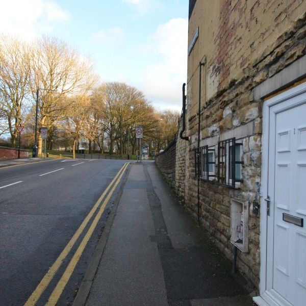 Royal Park Road, Hyde Park, LS6 1NH - Photo 1