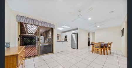 Nestled in a Quiet Pocket of Redland Bay - Photo 3