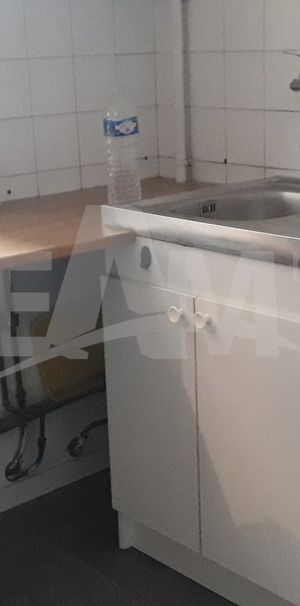 Location Appartement 1 pièce 35m² SETE 34200 - Photo 2