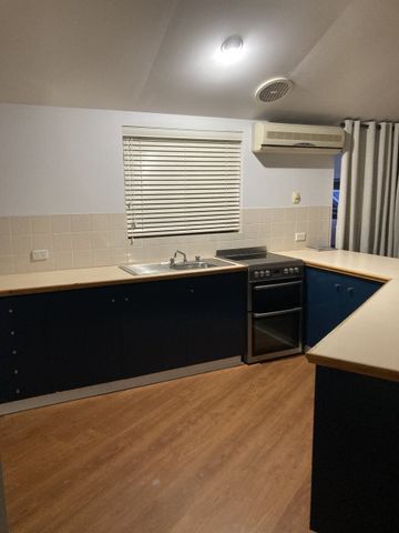 Centrally located Apartment - Photo 5