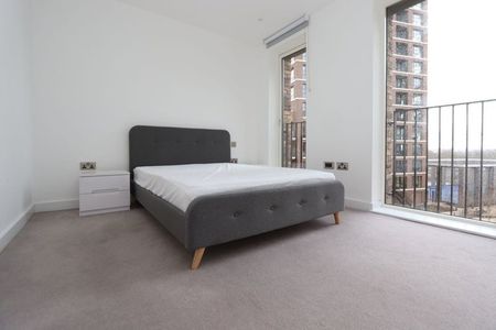 Room in a Shared House, Surrey Quays Road, SE16 - Photo 2