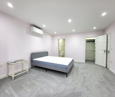 Ealing, W13, London - Photo 5