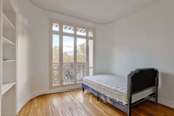 Location appartement, Paris 7ème (75007), 6 pièces, 200 m², ref 85432885 - Photo 1