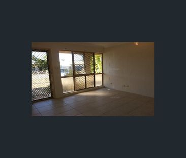 2 Duncan Court, Kelso, Qld 4815 - Photo 4