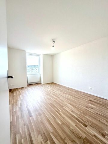 Erstbezug 2.5-Zimmer mit eigener WM/TU, grossem Balkon und Kellerabteil - Photo 2