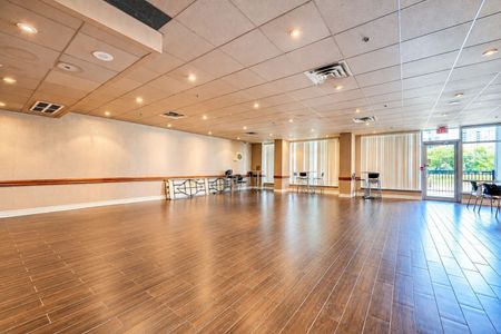 For Lease - 33 Elm Drive Unit# 1702, Mississauga, Ontario - Photo 4