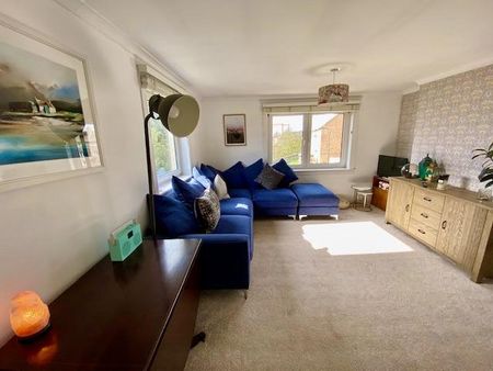 2 bedroom flat to rent - Photo 3