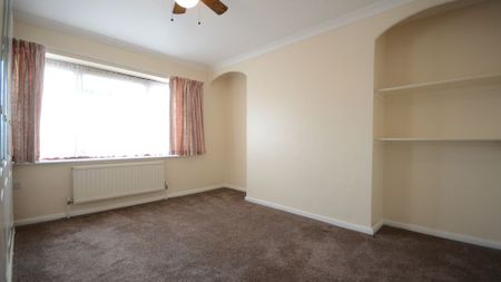 2 bedroom maisonette to rent - Photo 3