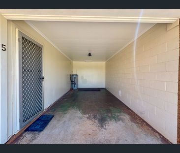 5/10 Buckland Street, Harristown, Qld 4350 - Photo 3