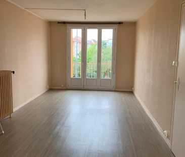 Location Appartement 3 pièces 66m² CLERMONT FERRAND 63000 - Photo 2