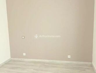 Location Maison de ville 4 pièces 112 m2 à Matha - Photo 4