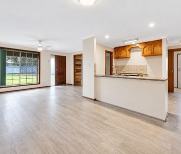 Comfortable Family Living in the Heart of Paralowie - Photo 2