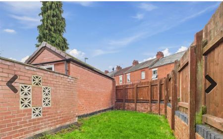 3 Bed Semi-Detached House, Latham Road, CV5 - Photo 5