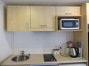 Studio Apartment On Fort Street - Photo 1