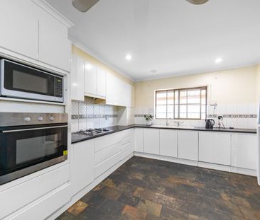 *****SHARE HOUSE - 2x SINGLE BEDROOM AVAILABLE FOR RENT***** - Photo 2