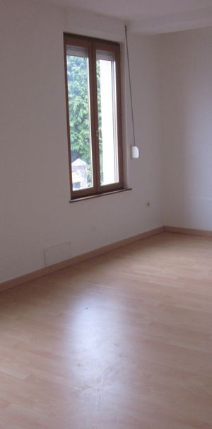 Location Maison 5 pièces 145m² ST OUEN 80610 - Photo 1