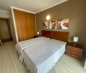 Excelente moradia V3 com Piscina localizada em Albufeira na zona da... - Photo 2