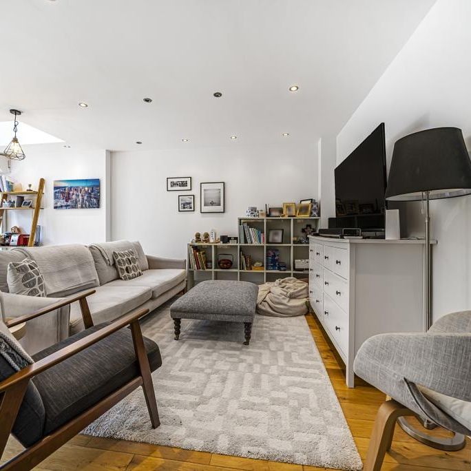 4 bedroom house to rent - Photo 1