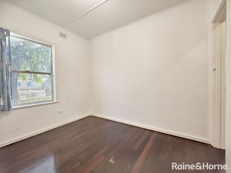 Affordable Home - Photo 4