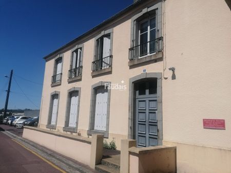 Location Maison 2 pièces 48m² COUTANCES 50200 - Photo 2
