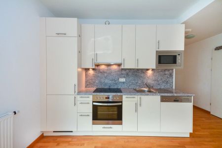 Moderne 2 Zimmer Single-und Pärchenwohnung - Photo 2