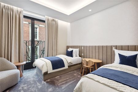 A beautifully presented and interior designed contemporary three double bedroom (all en-suite) third floor apartment. EPC rating: B | Council Tax Band H - Photo 3