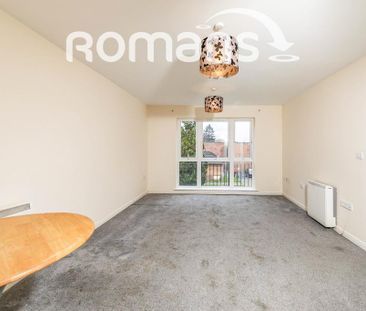 2 bedroom flat to rent - Photo 3