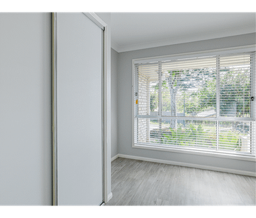 BEAUTIFULLY PRESENTED 4 BEDROOM HOME WITH 2 SEPARATE LIVING AREAS - Photo 5