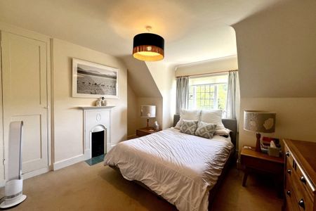 Urquhart Lane - Photo 4