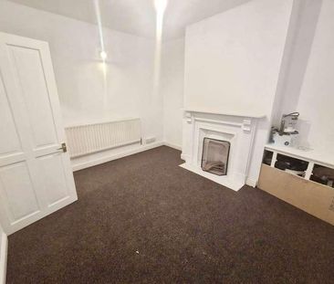 Oxford Street, Kettering, NN16 - Photo 1