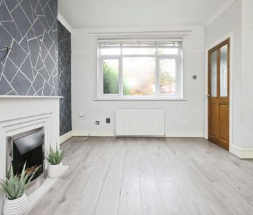2 bedroom semi-detached house to rent - Photo 2