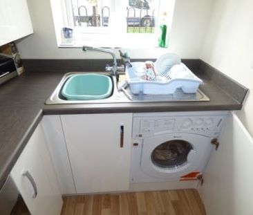 2 bedroom terraced house to rent - Photo 6