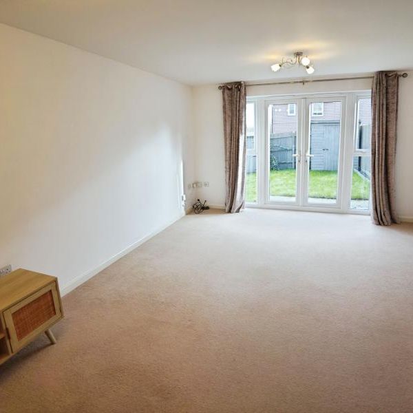 Edgbaston Drive, Retford, DN22 - Photo 1