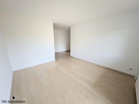 ++ charmante 4-Raum-Wohnung - mit großem Balkon - in Chemnitz / Kappel - Energieklasse B ++ - Photo 2